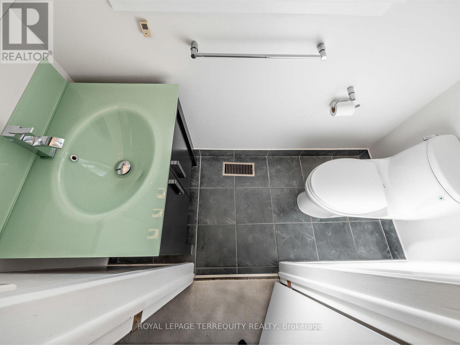 43 ZAPH AVENUE - 27