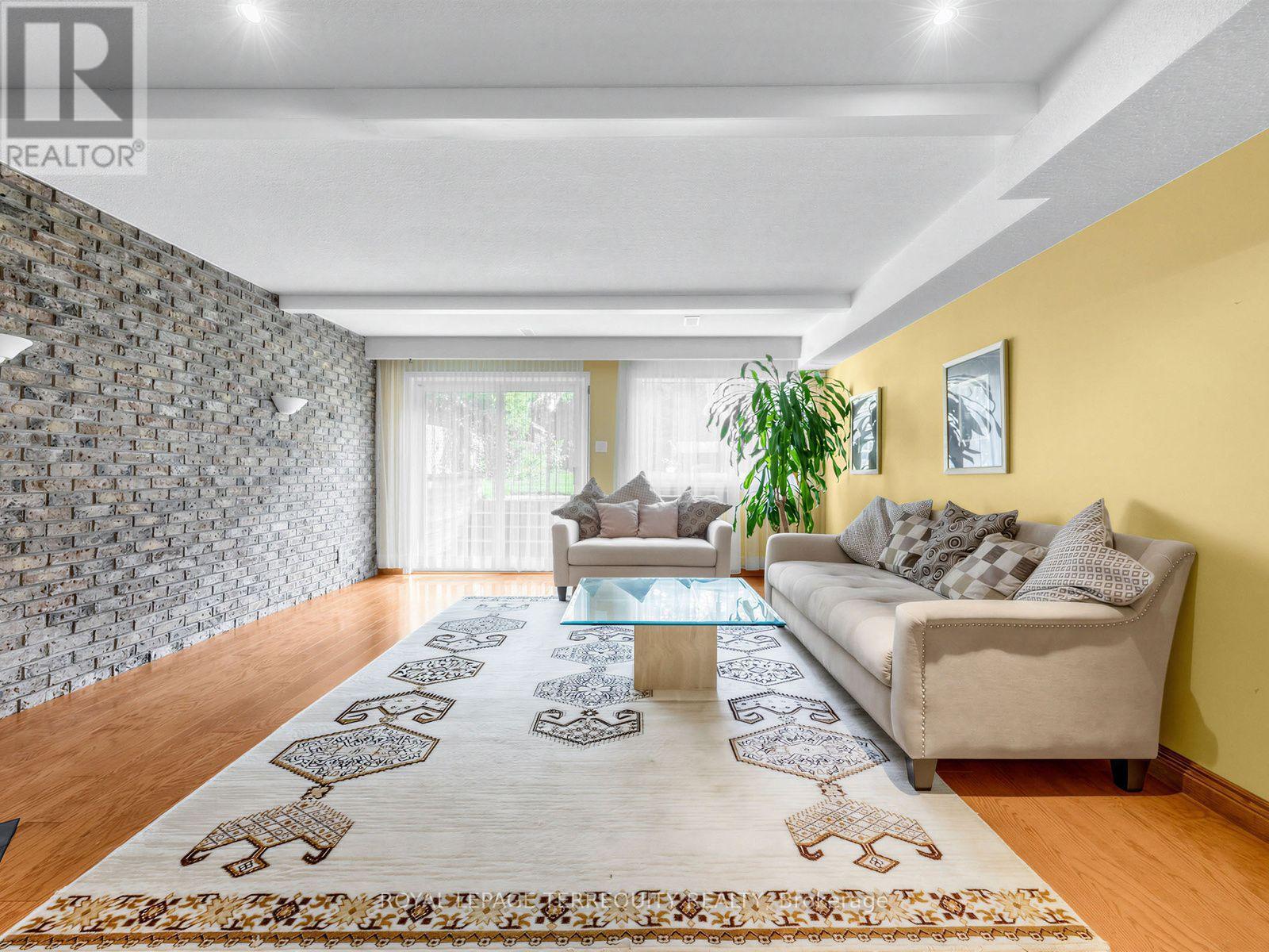43 ZAPH AVENUE - 8
