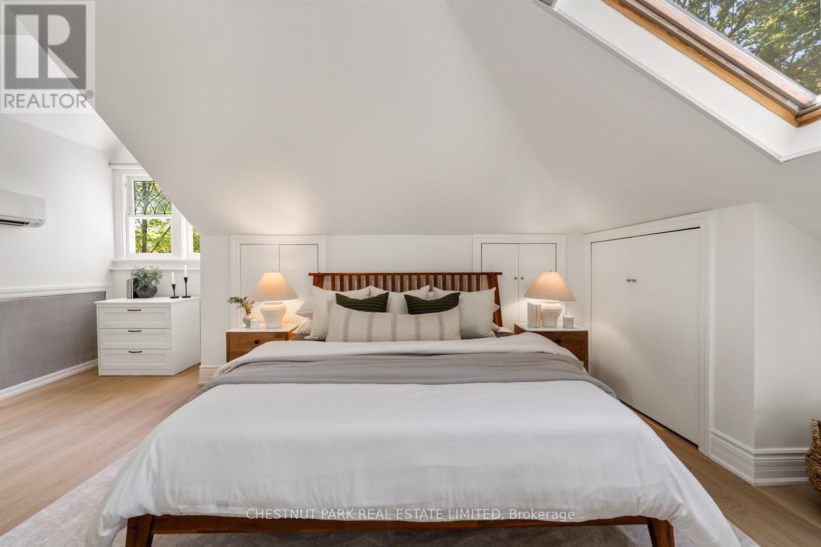 139 HAMMERSMITH AVENUE - Image 24