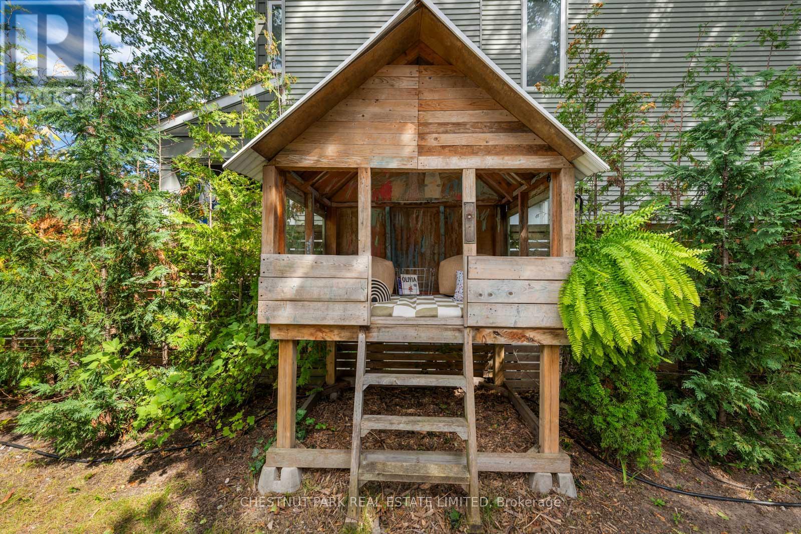 139 HAMMERSMITH AVENUE - Image 39