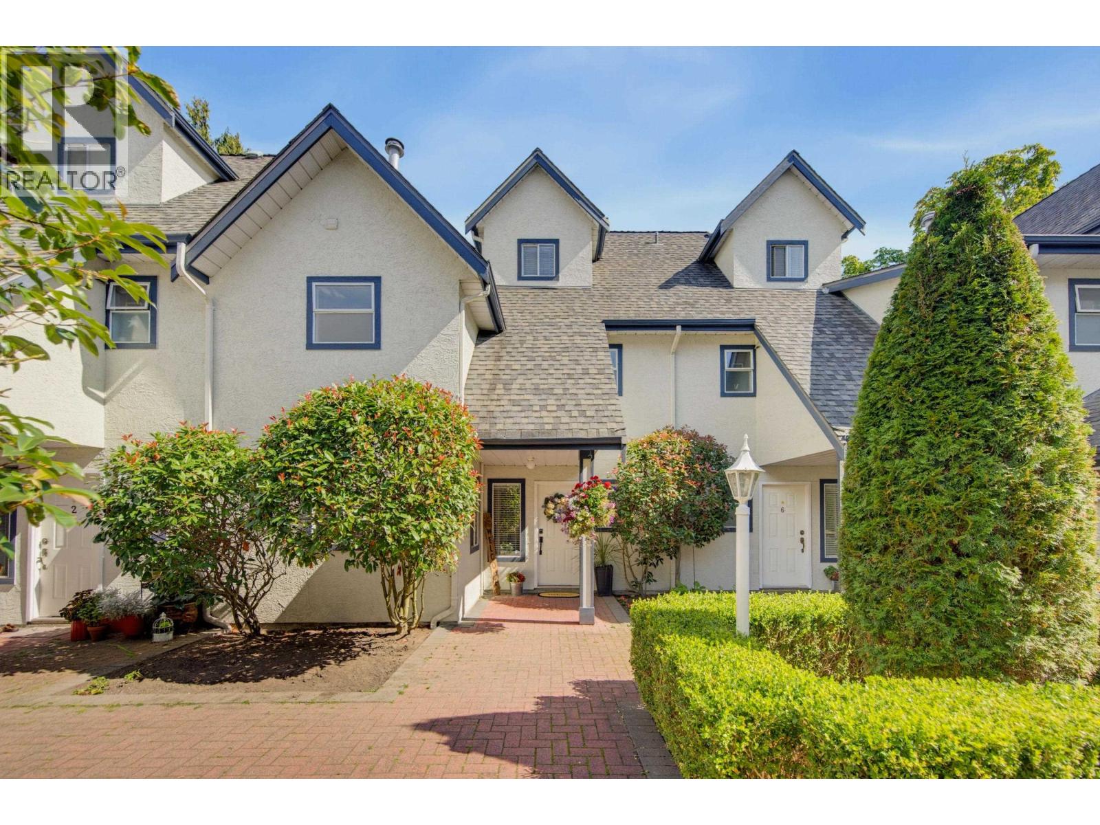 4 4890 48 AVENUE, Delta