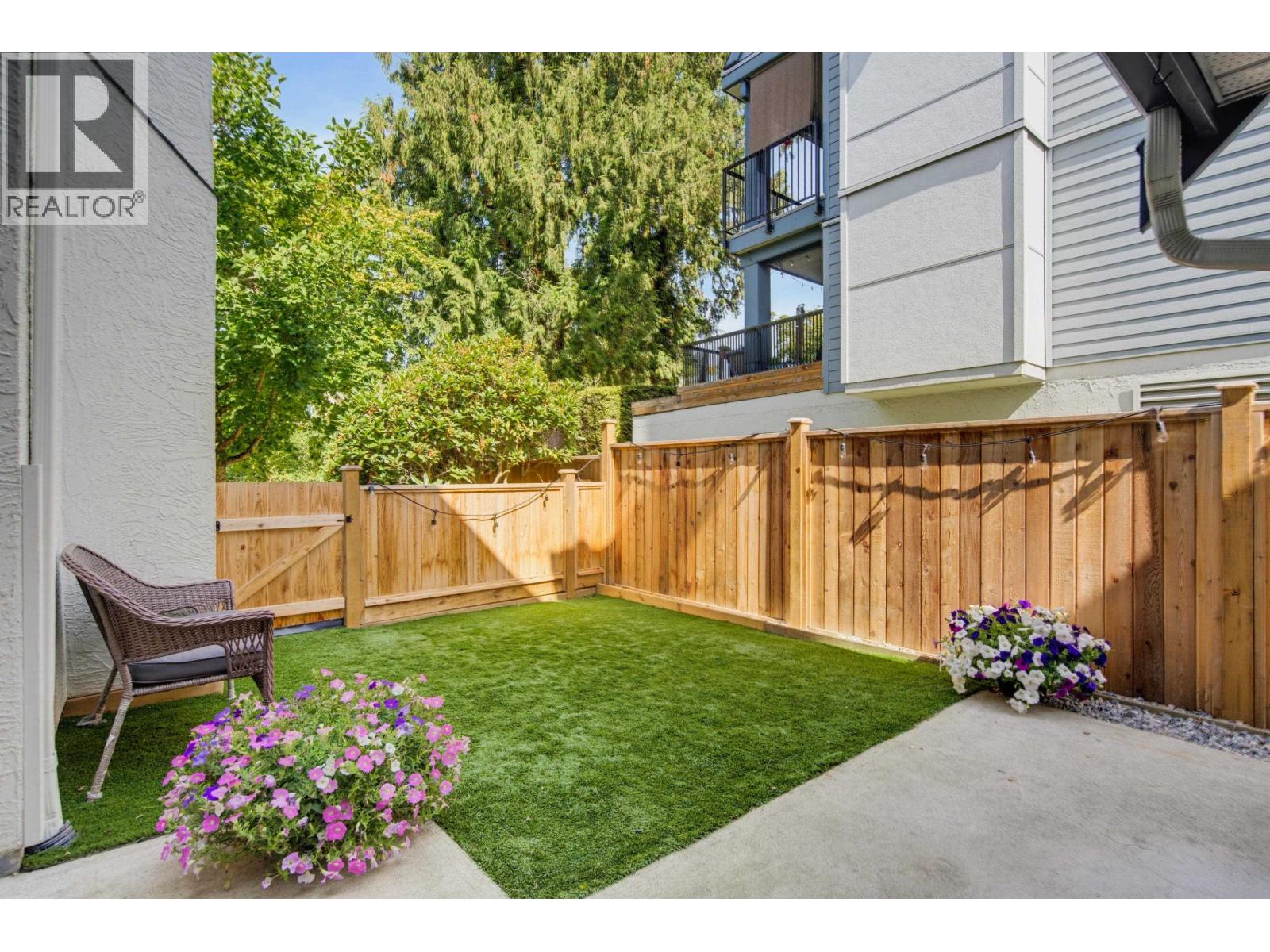 4 4890 48 AVENUE, Delta