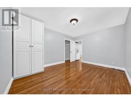 2 Aurora Heights Drive, Aurora, ON L4G2W4 Photo 12