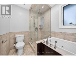 2 Aurora Heights Drive, Aurora, ON L4G2W4 Photo 14