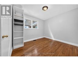 2 Aurora Heights Drive, Aurora, ON L4G2W4 Photo 8