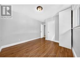 2 Aurora Heights Drive, Aurora, ON L4G2W4 Photo 9