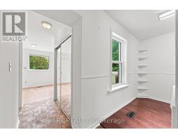 Laundry room - 10342 Ravenshoe Road, Georgina, ON L9P1R2 Photo 8