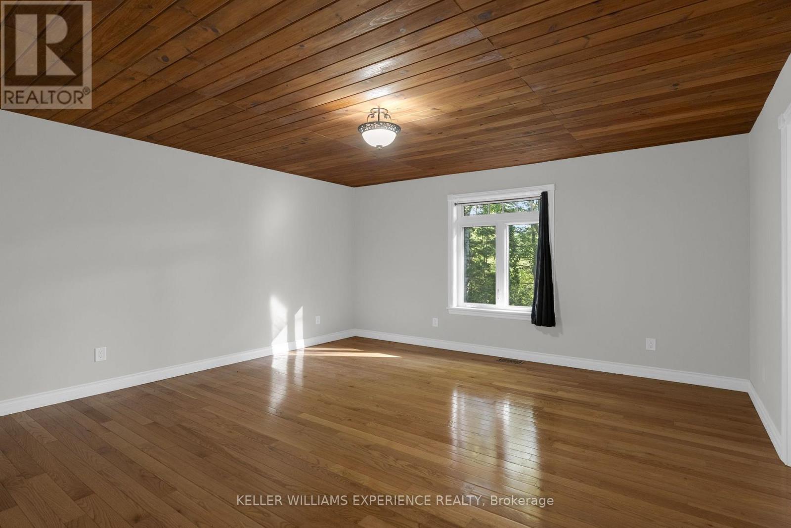 229 SUNNIDALE ROAD - 13