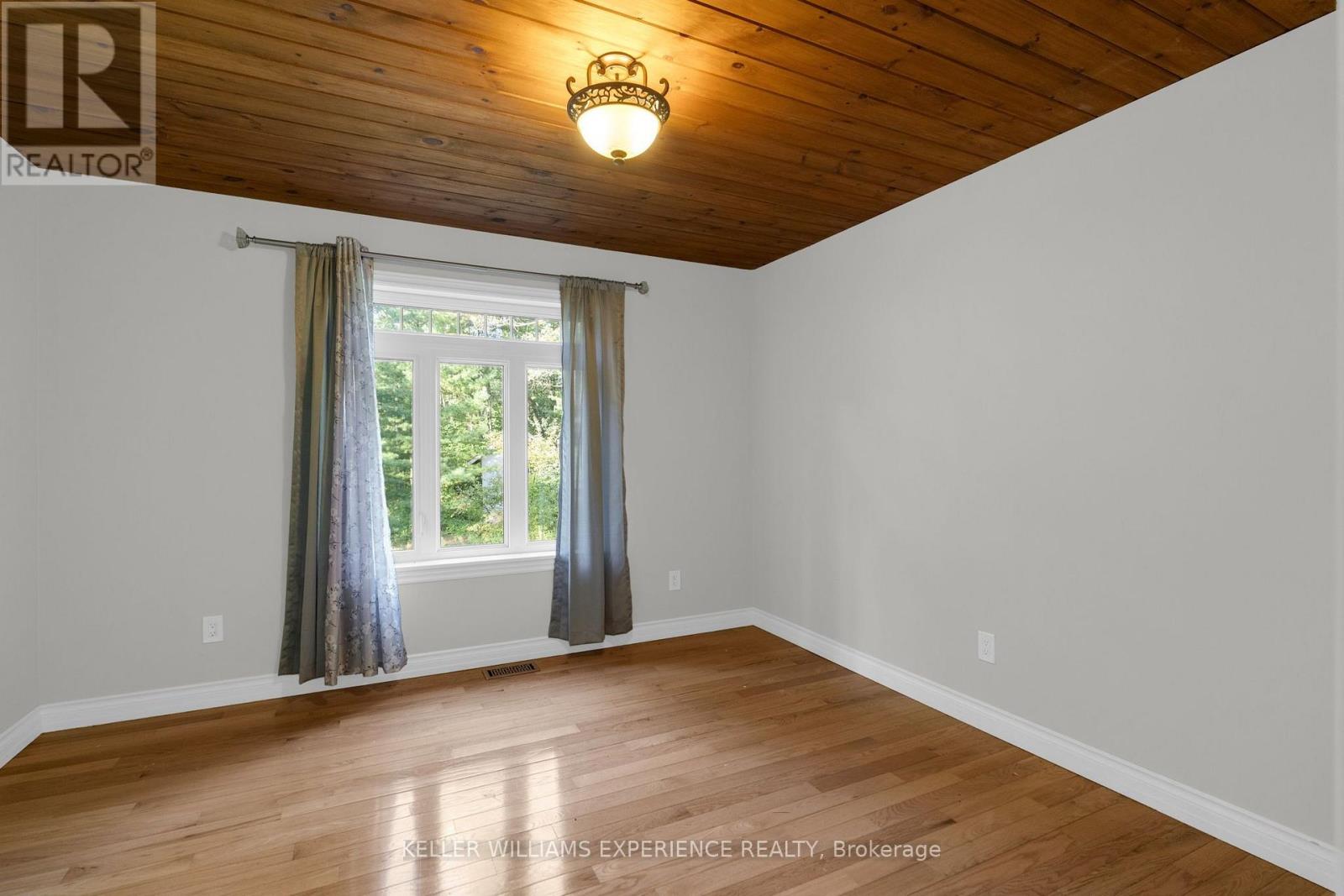 229 SUNNIDALE ROAD - 17