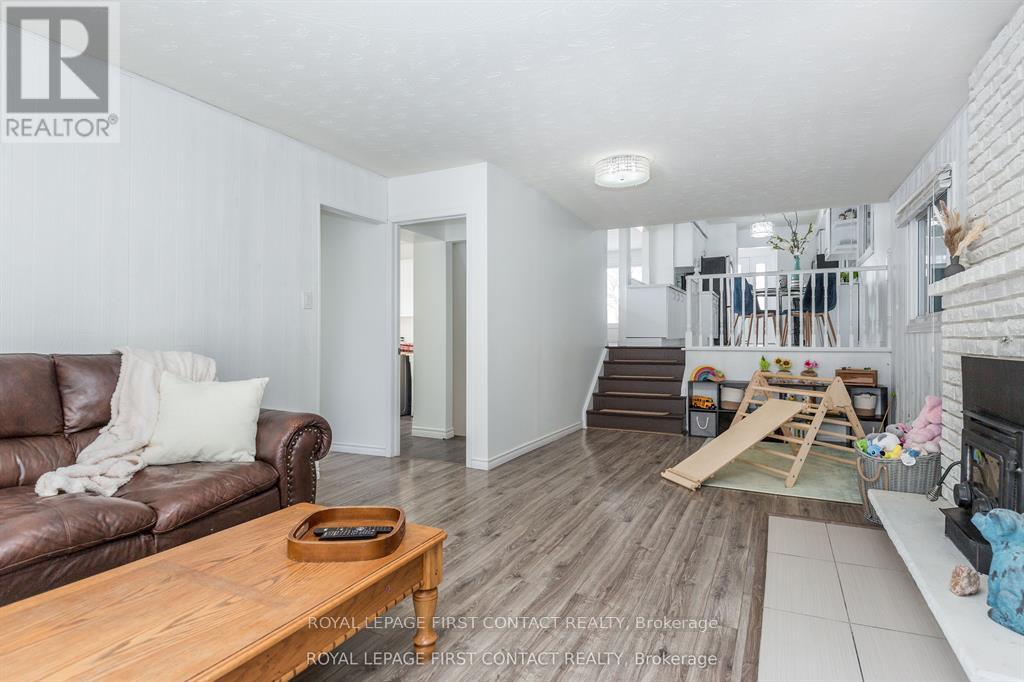 3 OREN BOULEVARD - 22