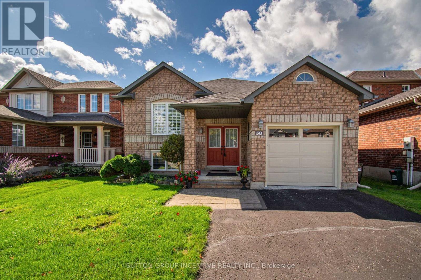 58 TUNBRIDGE ROAD, Barrie (Georgian Drive) — photo 2