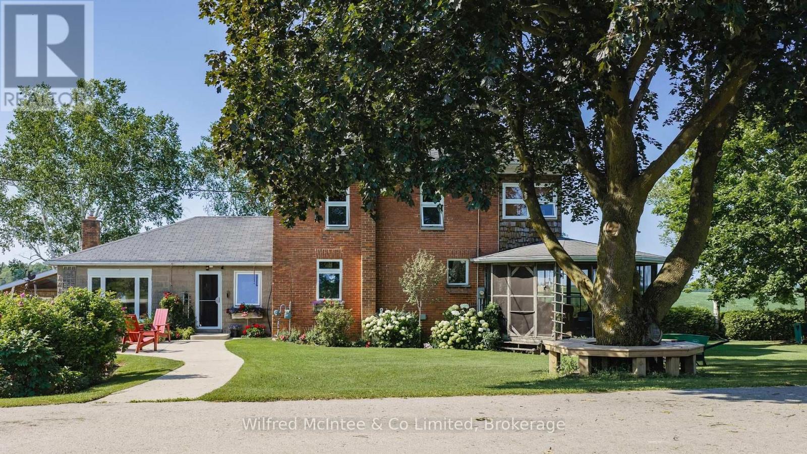 12 BISMARK STREET N, South Bruce — photo 2