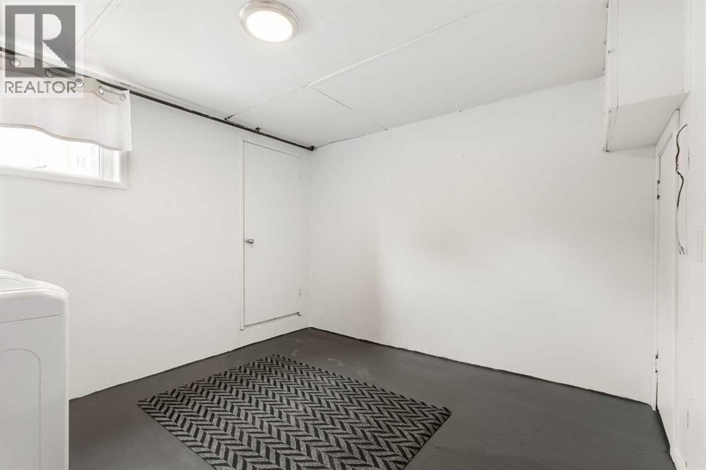 406 5 Street SE - Image 35