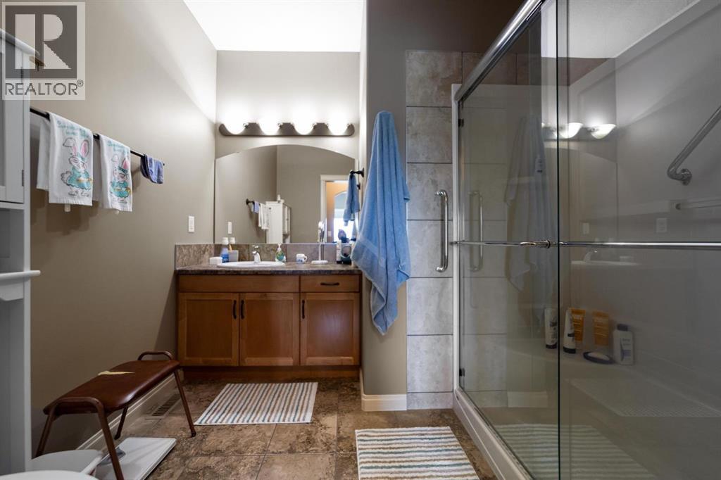 3807 75 Street - 20