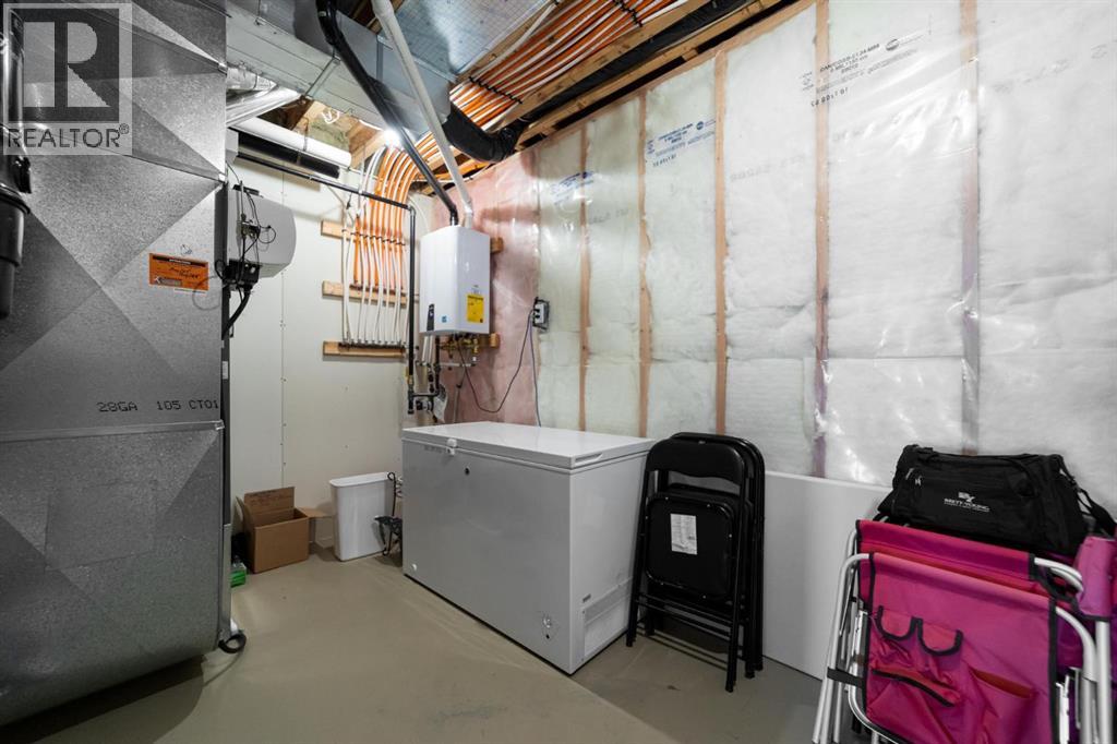 3807 75 Street - 24