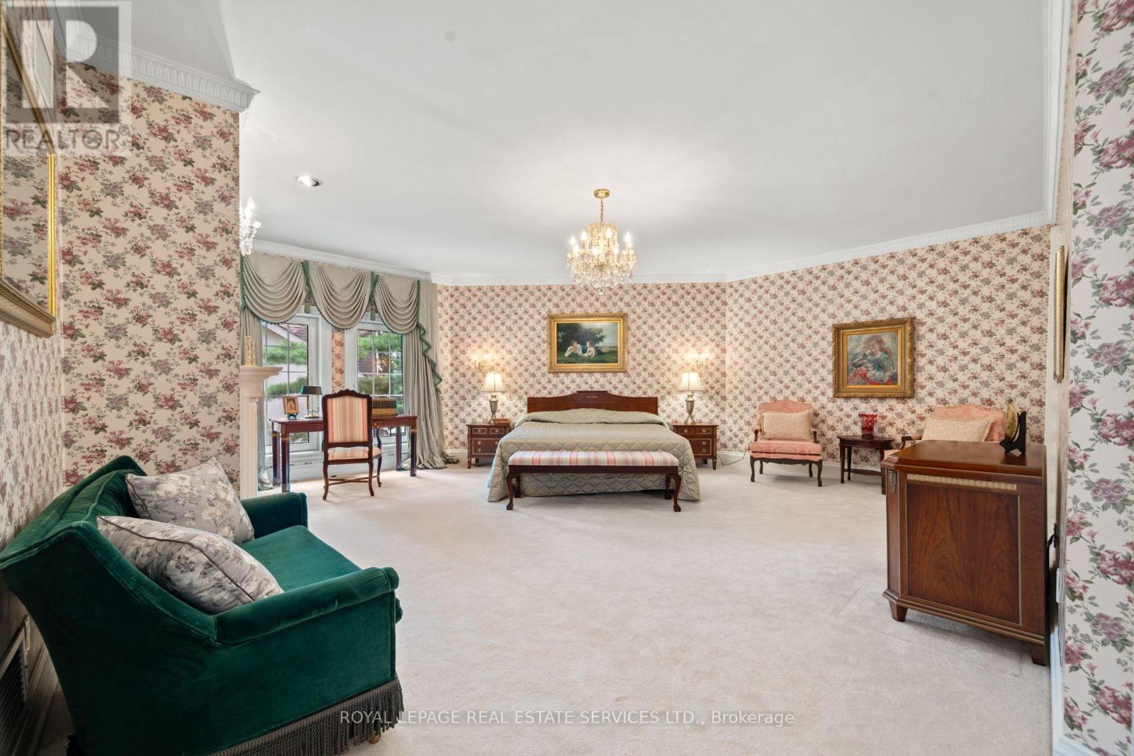 7 THE GREEN PINES - Image 31