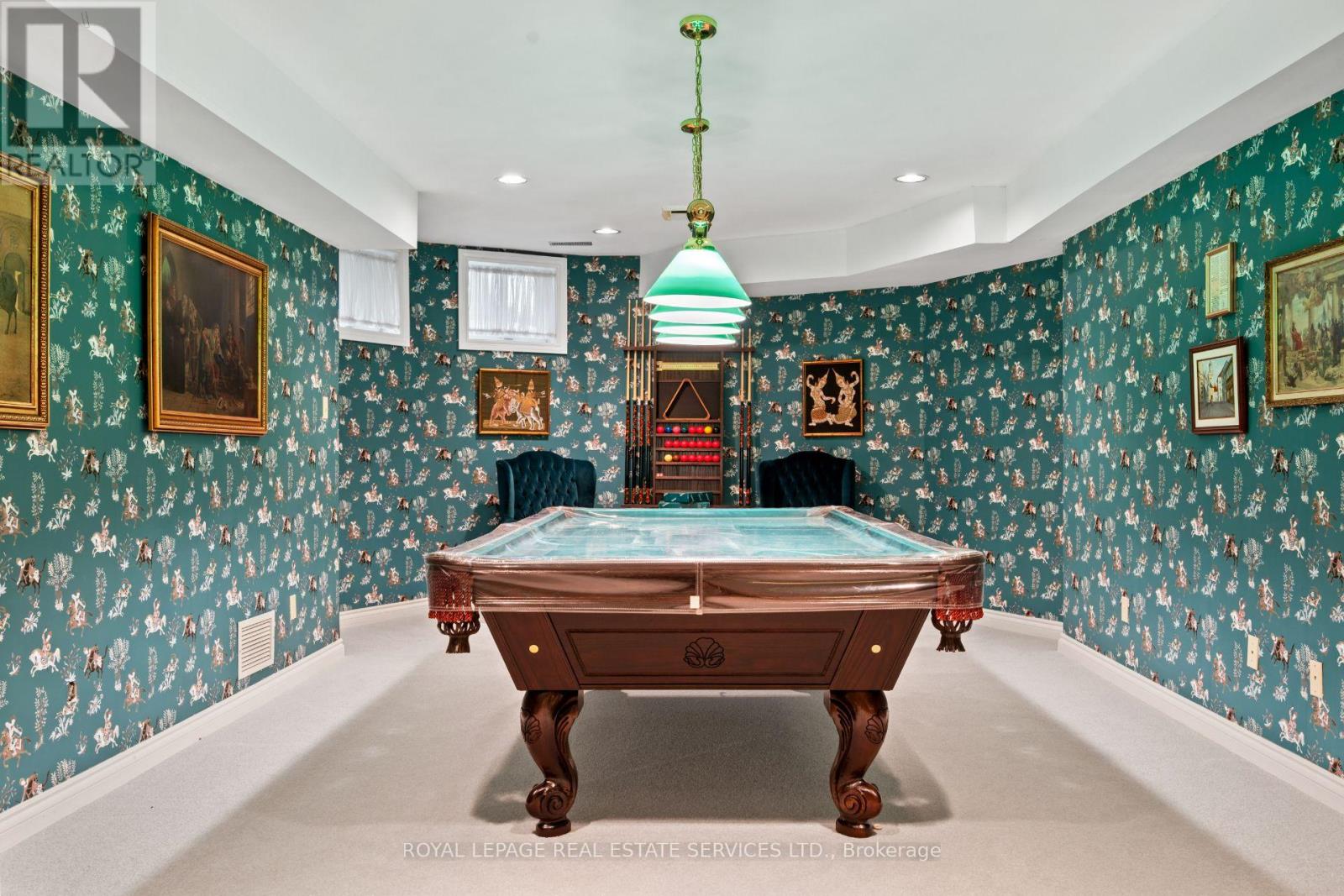 7 THE GREEN PINES - Image 35