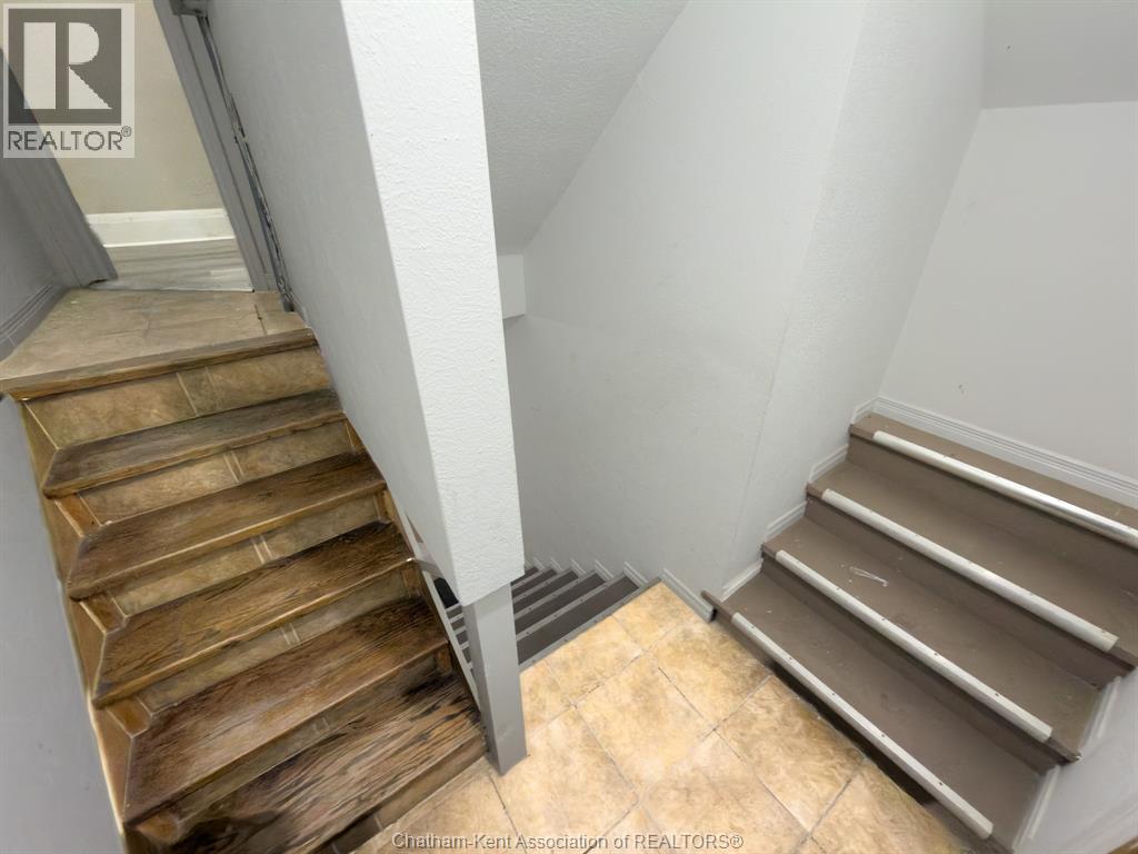 226 WELLINGTON STREET West, Chatham — photo 17