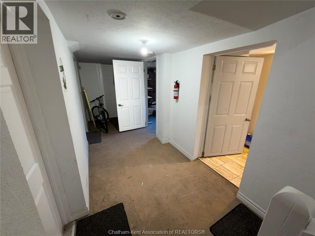 226 WELLINGTON STREET West, Chatham — photo 18