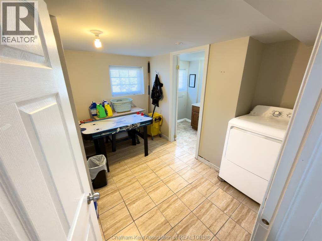 226 WELLINGTON STREET West, Chatham — photo 19