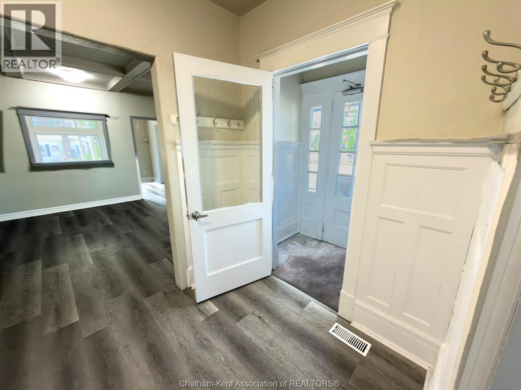 226 WELLINGTON STREET West, Chatham — photo 31