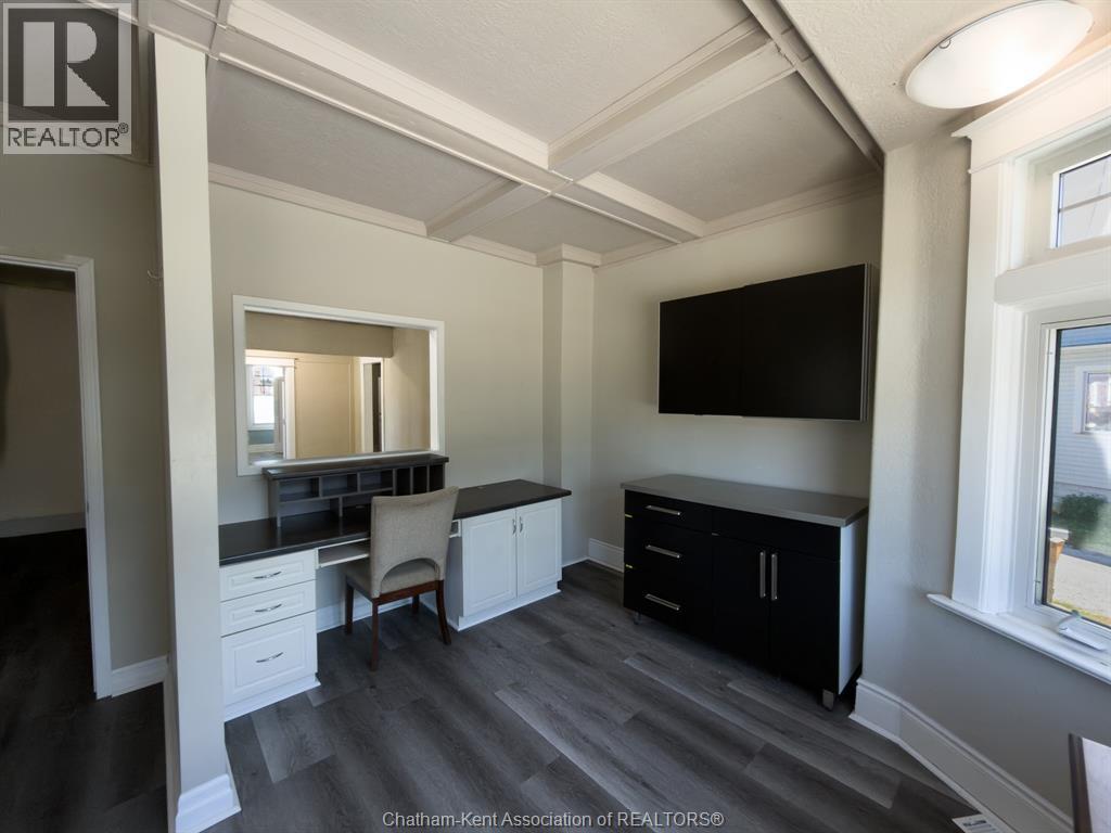 226 WELLINGTON STREET West, Chatham — photo 7