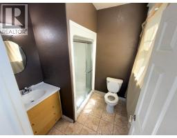 226 Wellington Street West, Chatham, ON N7M1J6 Photo 15