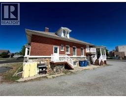226 Wellington Street West, Chatham, ON N7M1J6 Photo 36