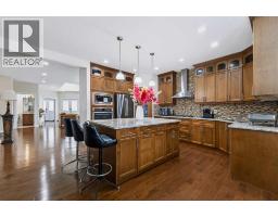 3pc Bathroom - 8245 Saddlebrook Drive Ne, Calgary, AB T3J0M4 Photo 9