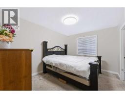 Kitchen - 8245 Saddlebrook Drive Ne, Calgary, AB T3J0M4 Photo 24