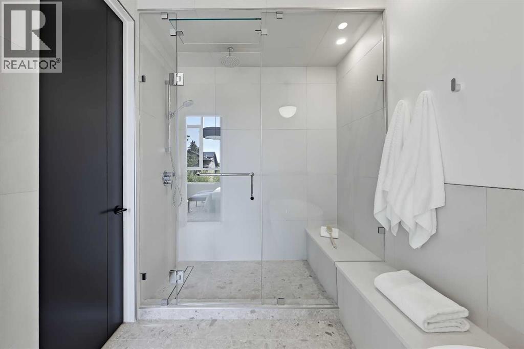 2320 22 Avenue SW - Image 24