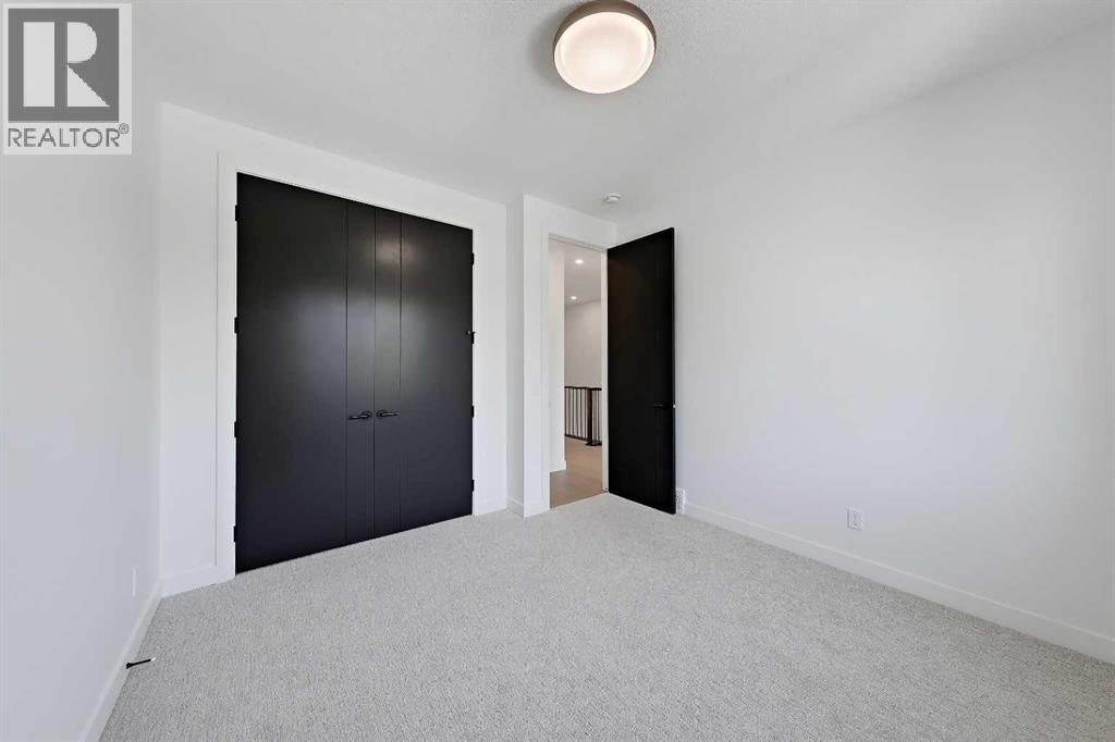 2320 22 Avenue SW - Image 33