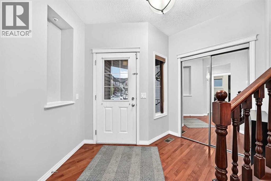 139 Skyview Shores Crescent NE - 4