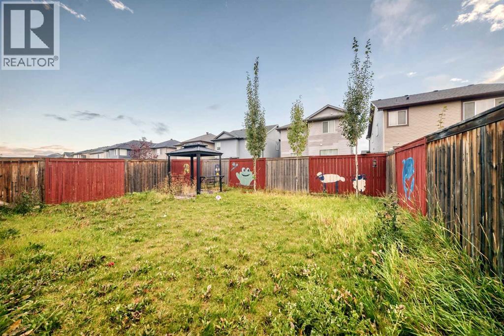 139 Skyview Shores Crescent NE - 44