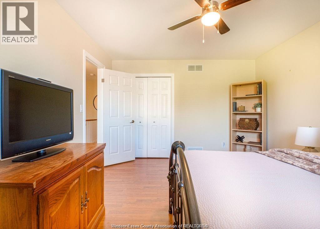 128 Pheasant Run DRIVE - Image 29
