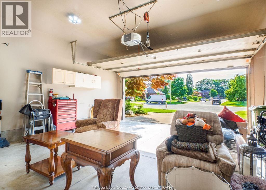 128 Pheasant Run DRIVE - Image 38