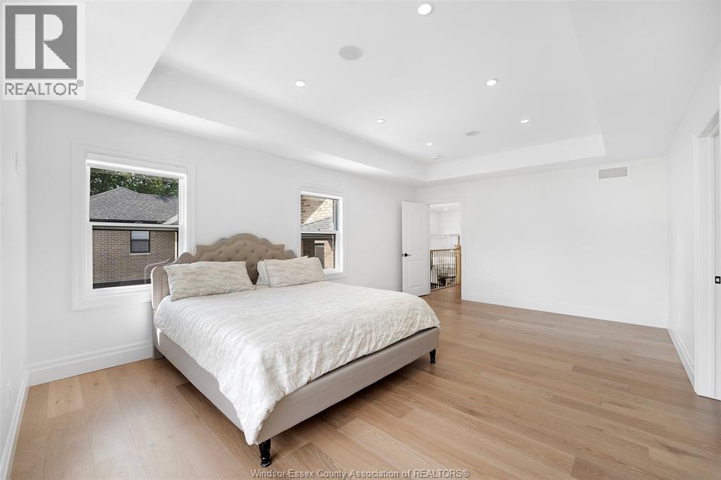 3838 RONALD AVE - 26