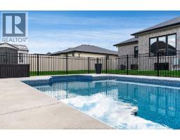 1912 Villa Canal, Kingsville, ON N8Y0G5 Photo 44