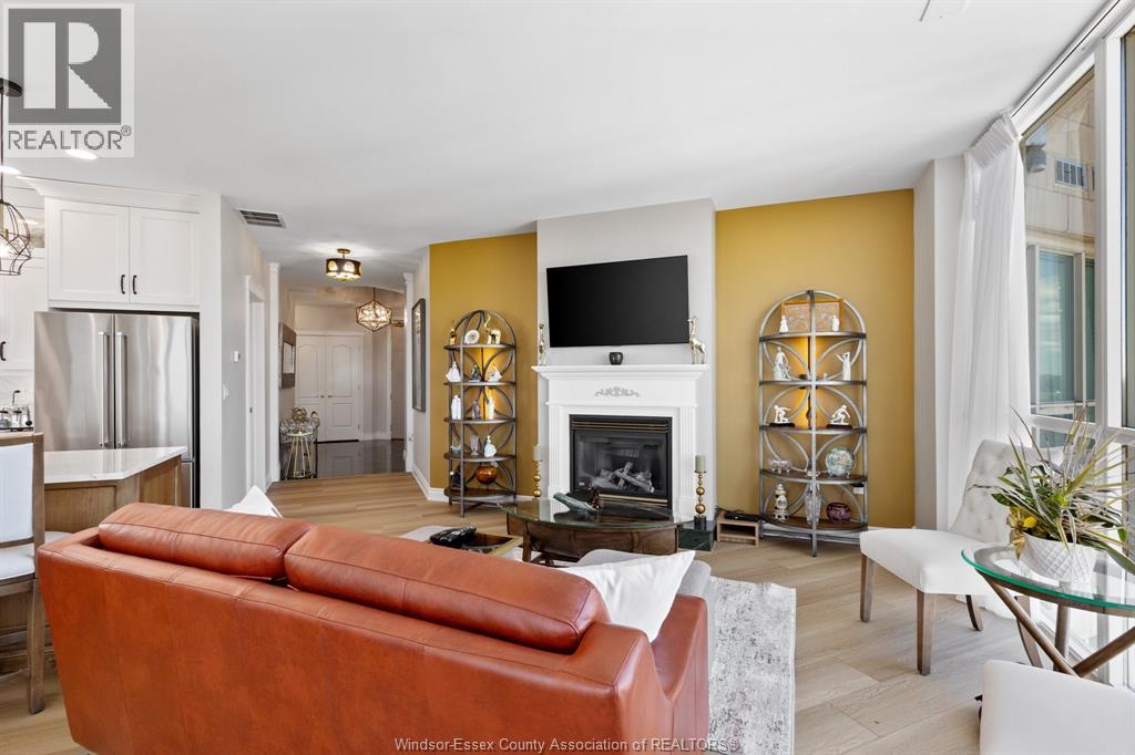 #901 5055 RIVERSIDE DRIVE East - 29