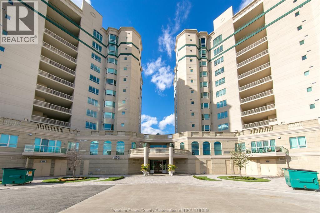 #901 5055 RIVERSIDE DRIVE East - 3