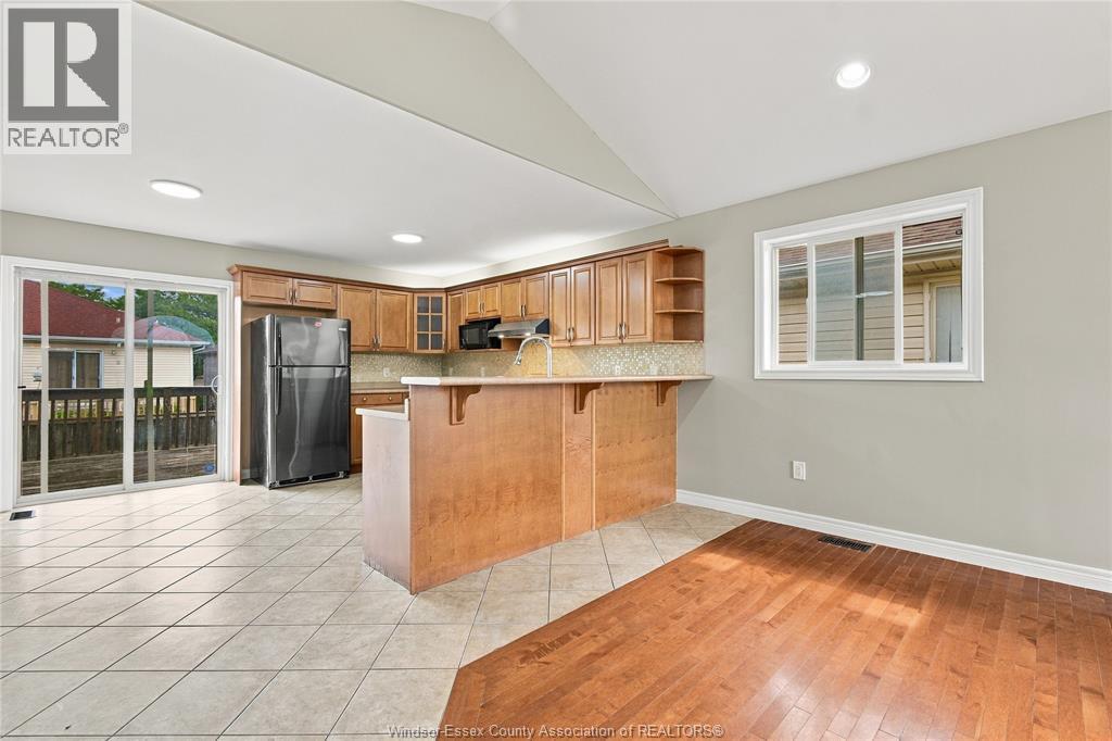 4610 BRUNSWICK AVENUE - 11