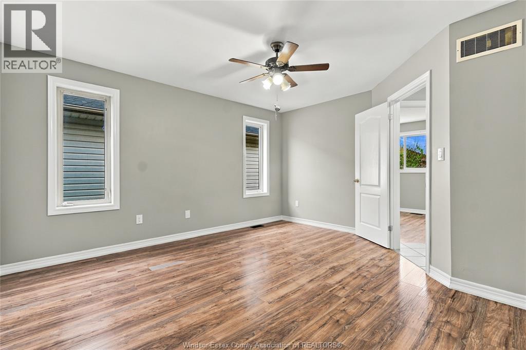 4610 BRUNSWICK AVENUE - 23