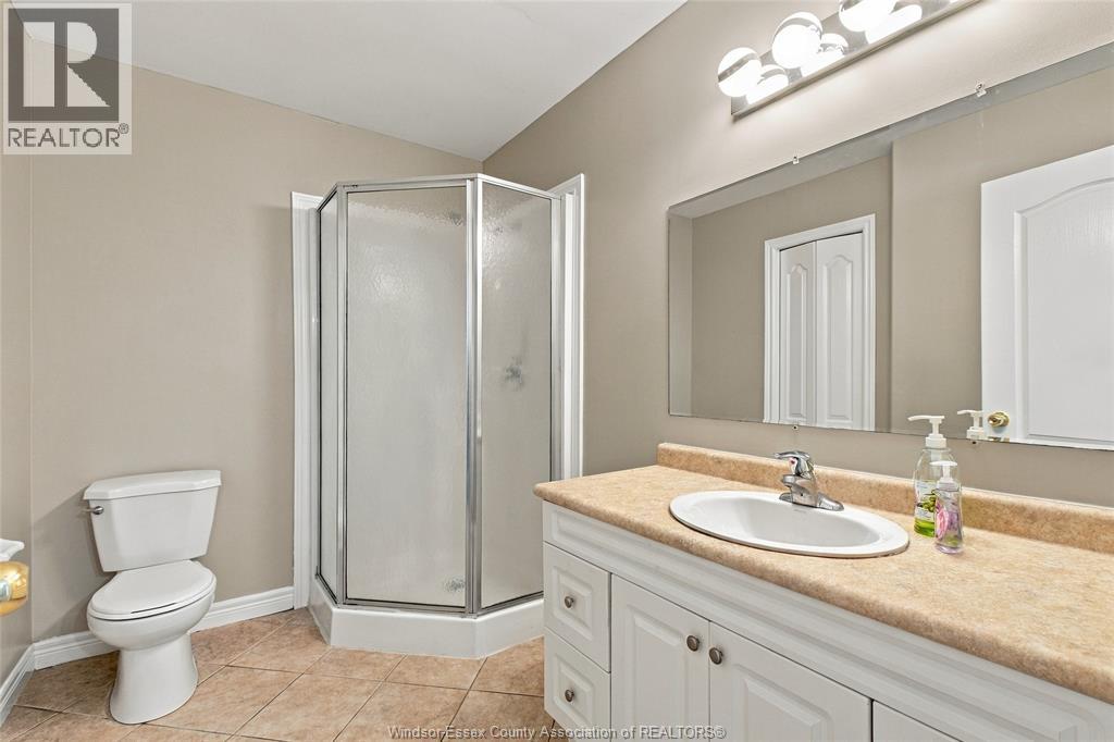 4610 BRUNSWICK AVENUE - 28