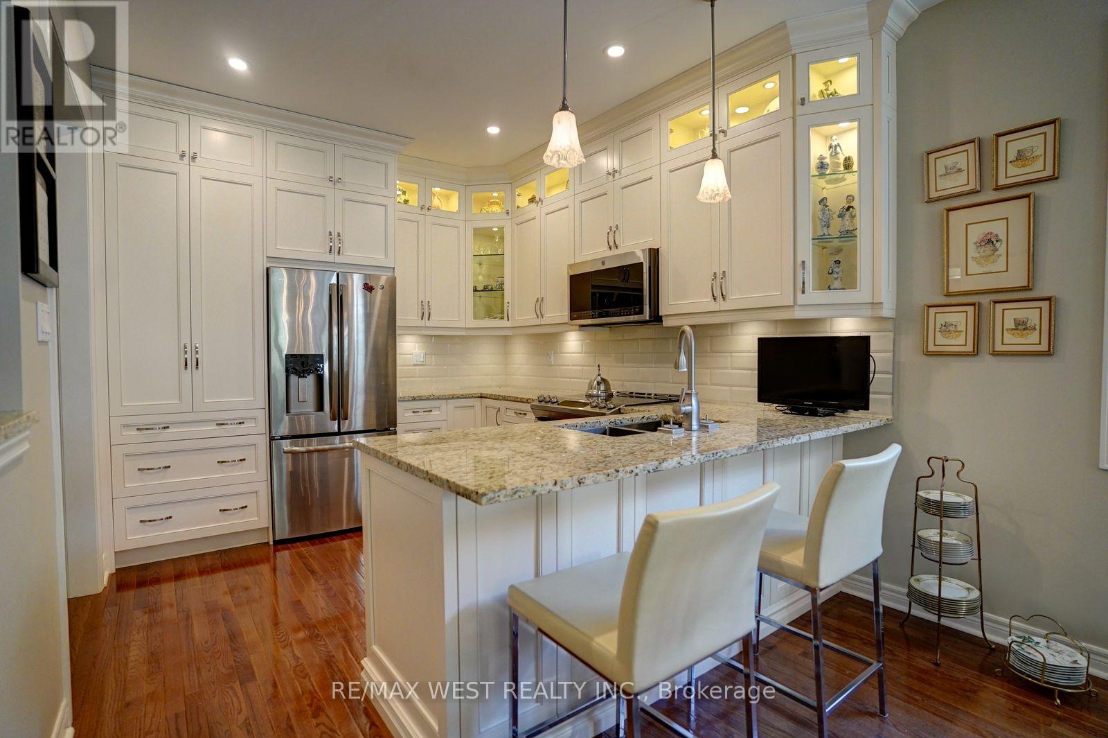 68 SHERRINGTON DRIVE - 2