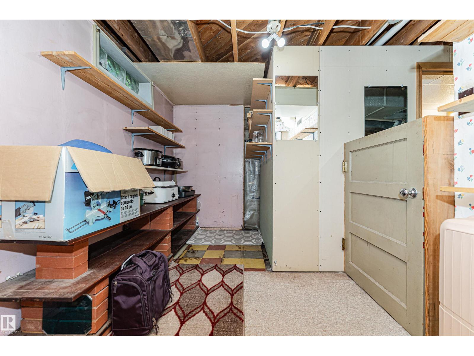 10807 136 ST NW - 42