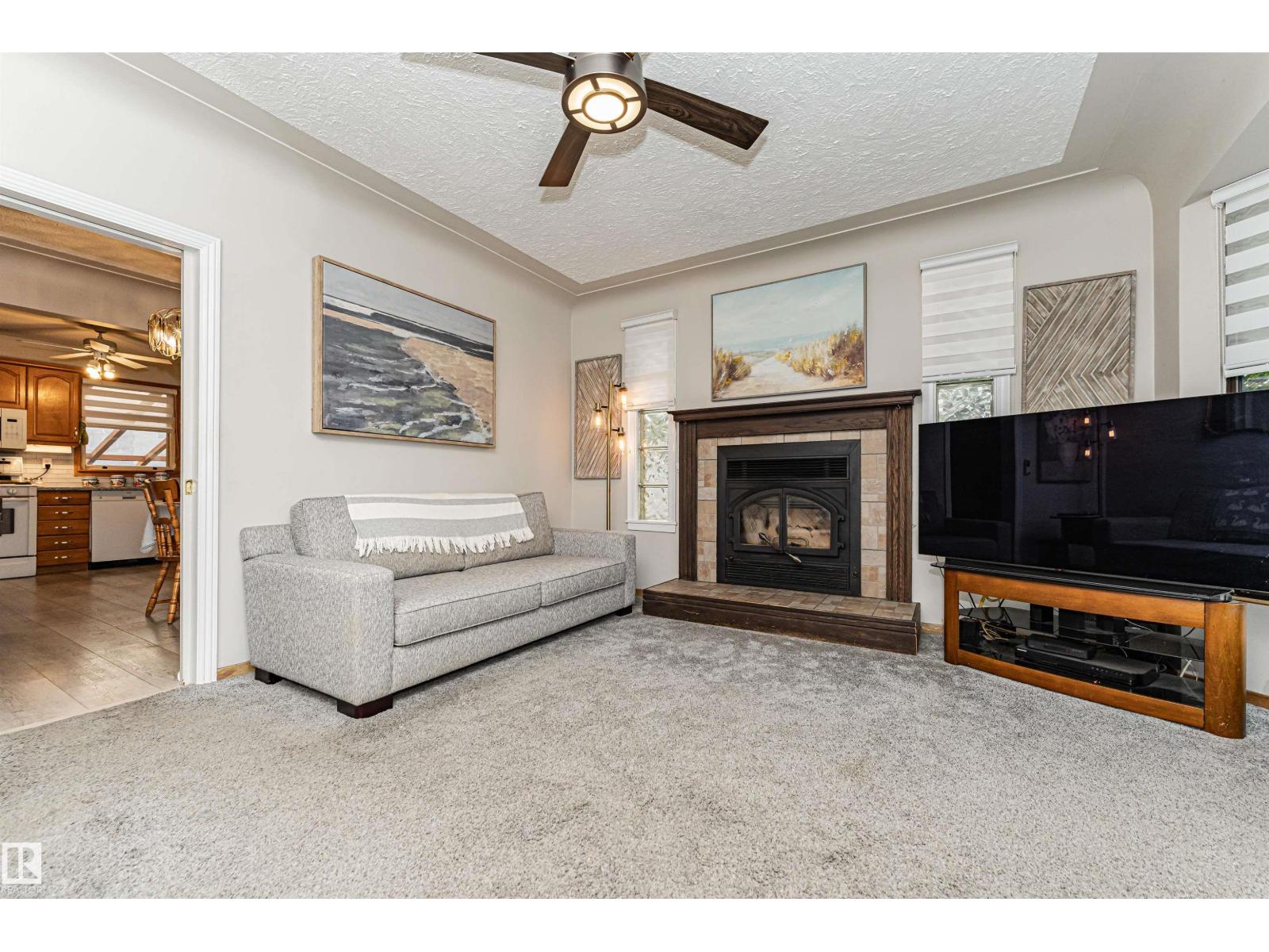 10807 136 ST NW - 9