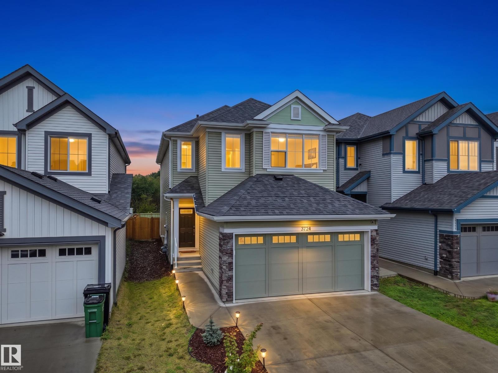 3724 214 ST NW, Edmonton, Alberta, T6M1S4