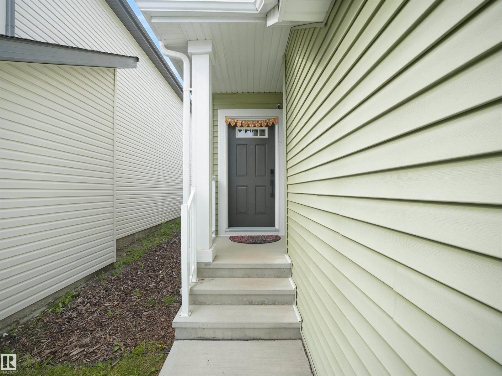 3724 214 ST NW - 45