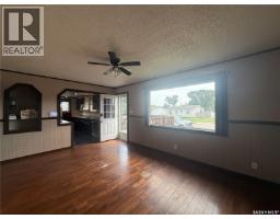 12 6th Street Crescent W, Kindersley, SK S0L1S0 Photo 12