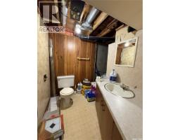 12 6th Street Crescent W, Kindersley, SK S0L1S0 Photo 27